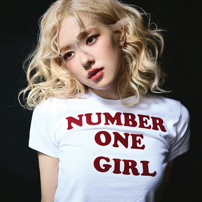 Lee más sobre el artículo ROSÉ estrena el sencillo “number one girl”